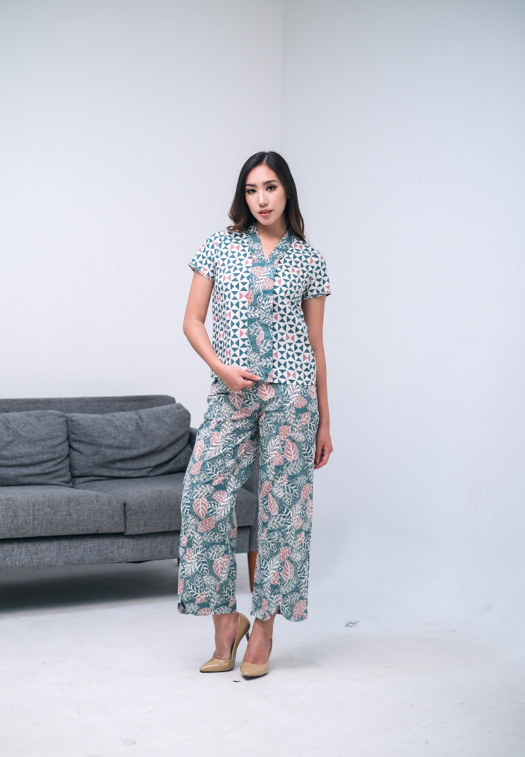 Mia Blouse Motif A Green