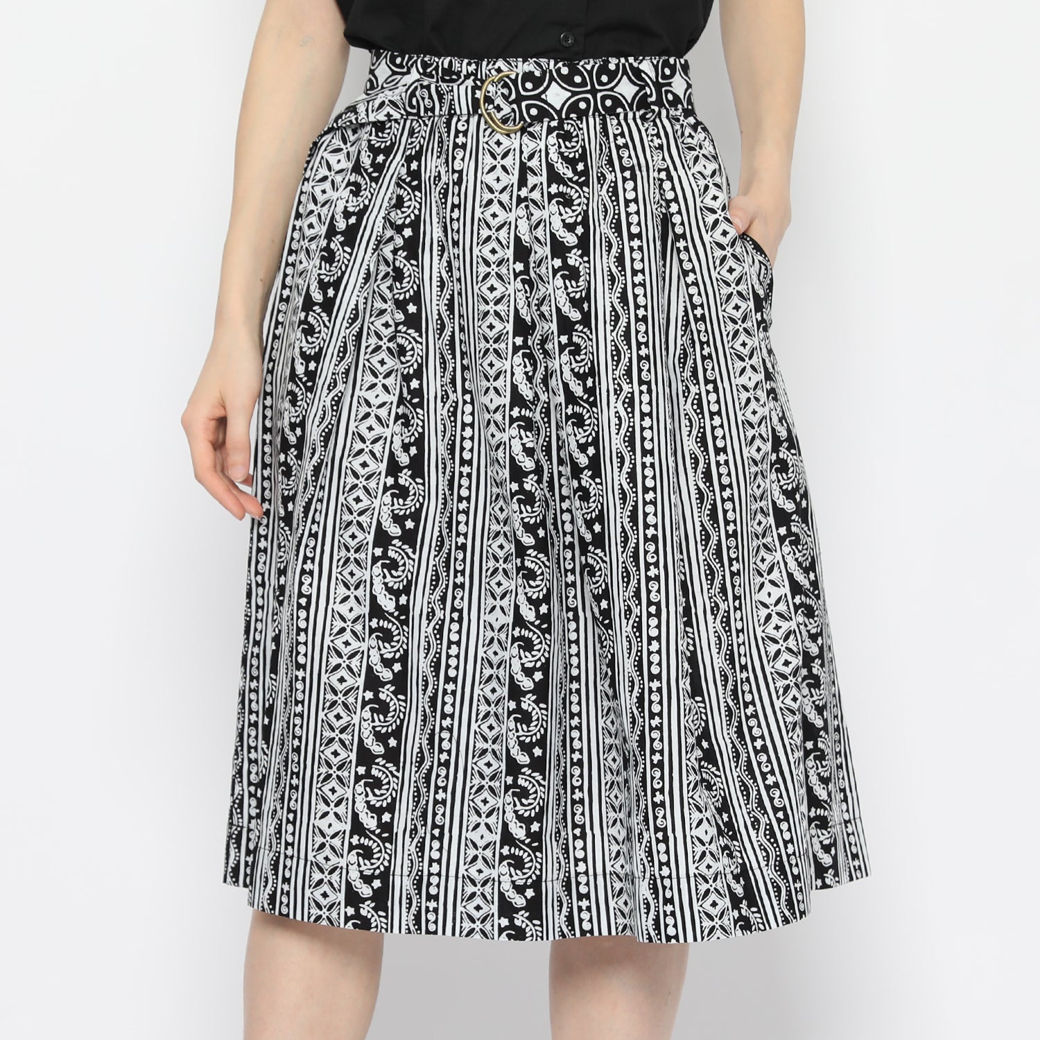 Gita Skirt Monokrom