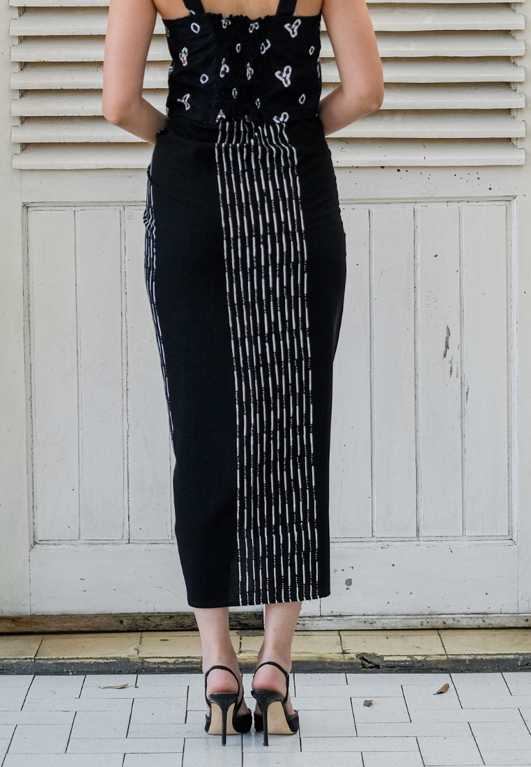 Ananta Warpskirt Hujan Black