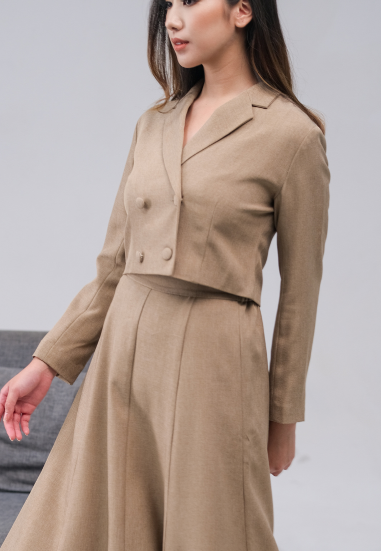 Della Blazer Brown