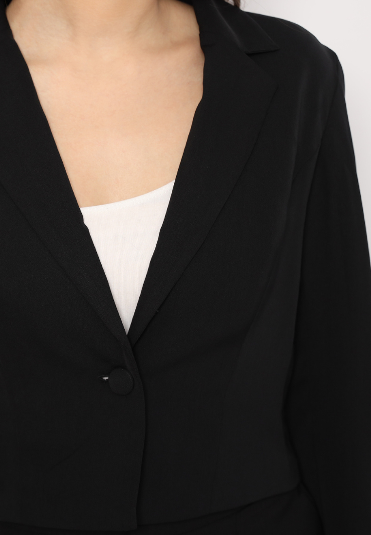 Vio Blazer Tangan Panjang Black