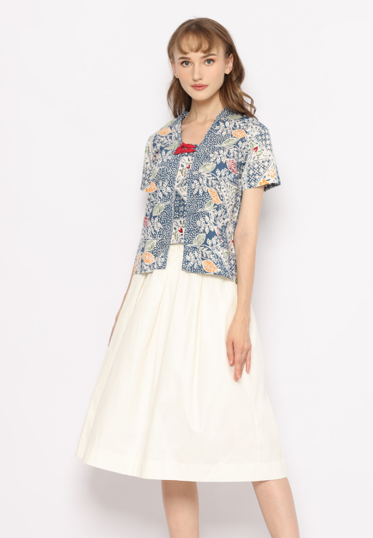 Setelan Mona Blue dan Gita Plain White