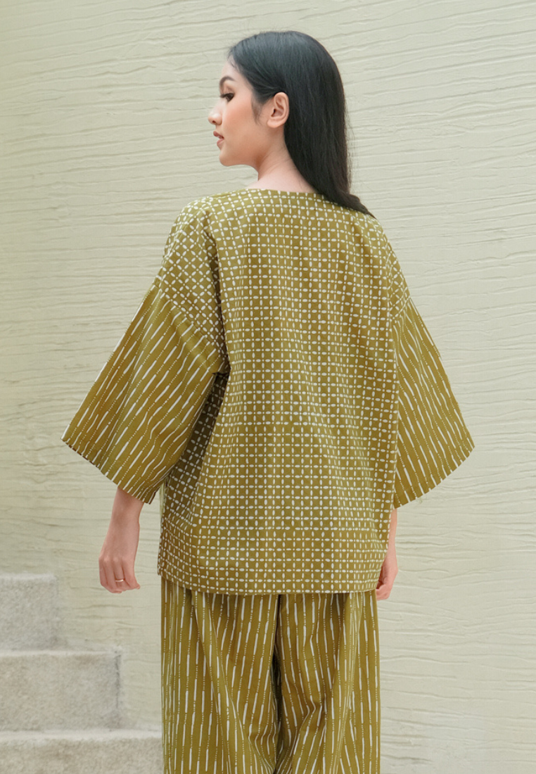 Wasana Outer Kawung Olive