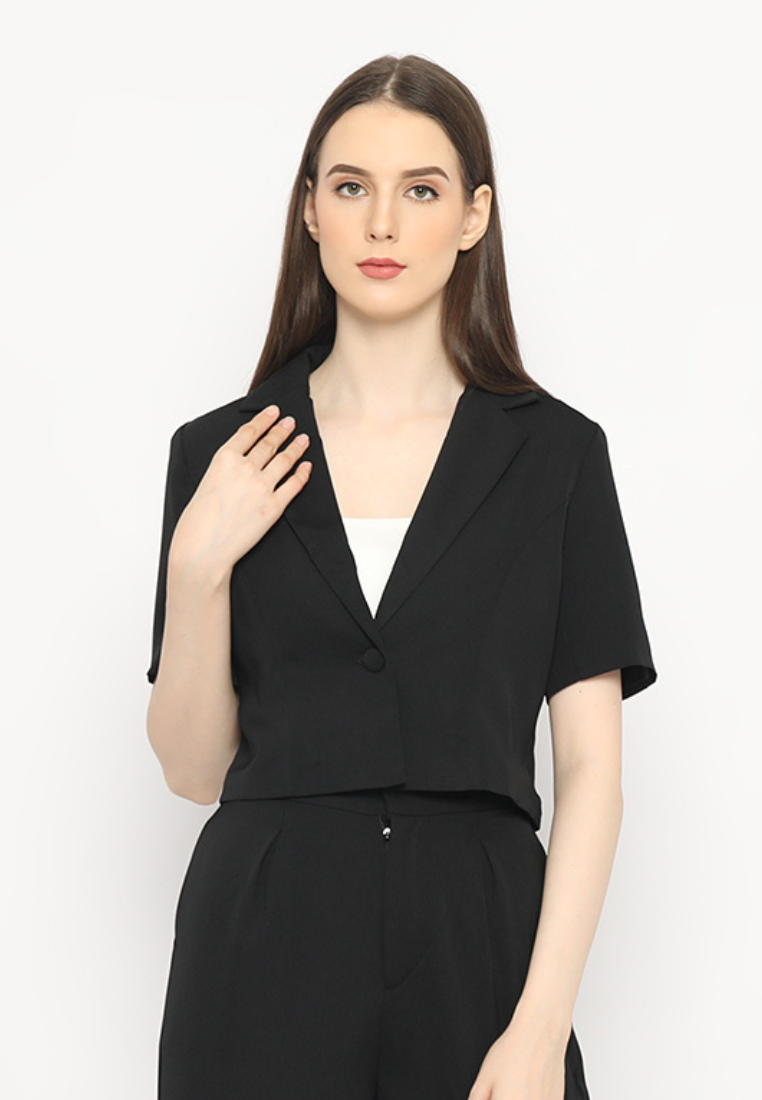 Vio Blazer Tangan Pendek Black