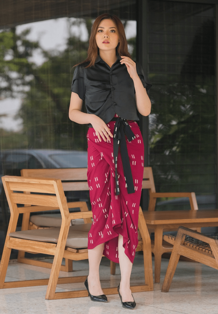Ningta Wrap Skirt Red