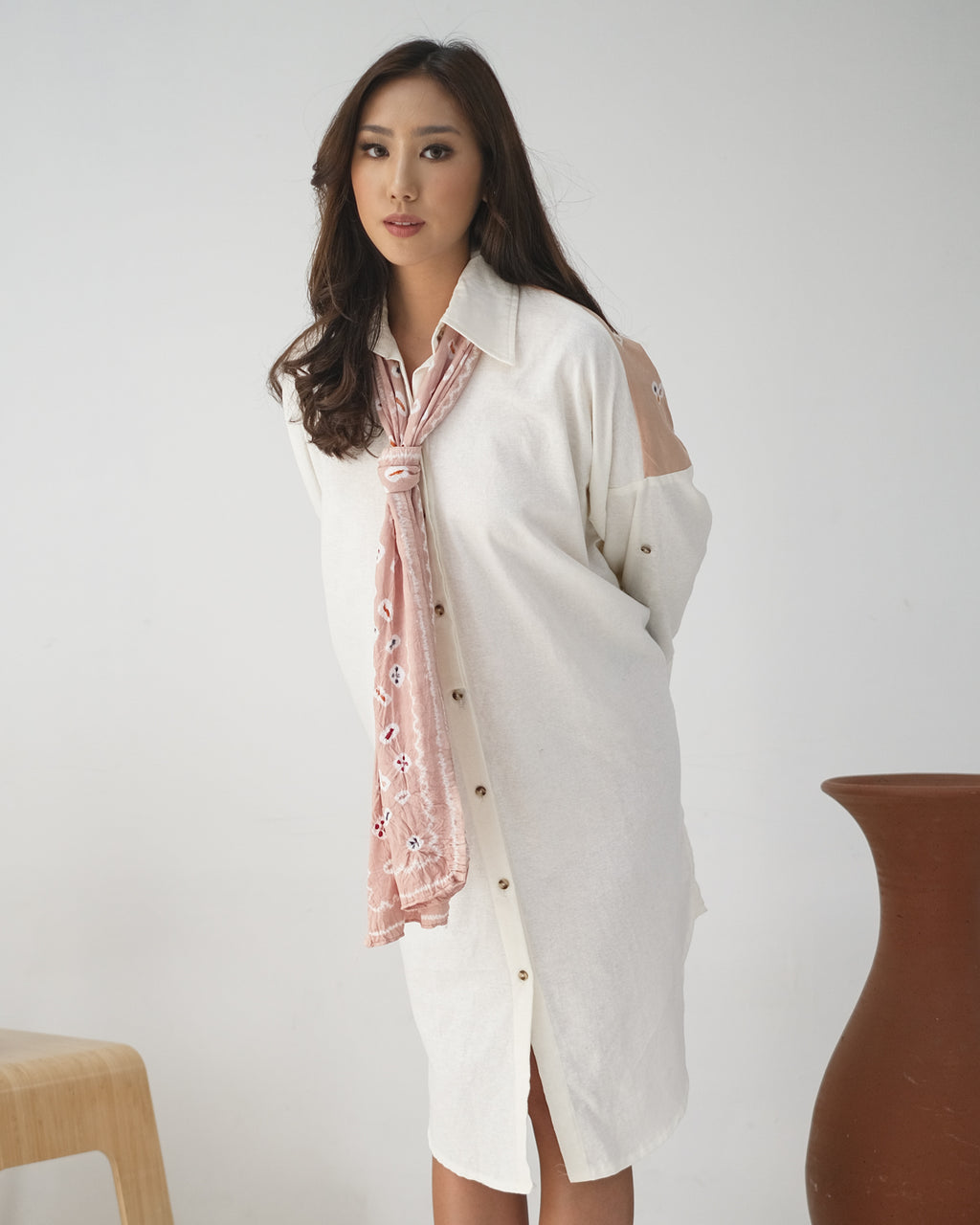 Naila Kemeja Shirtdress dengan Shawl Jumputan