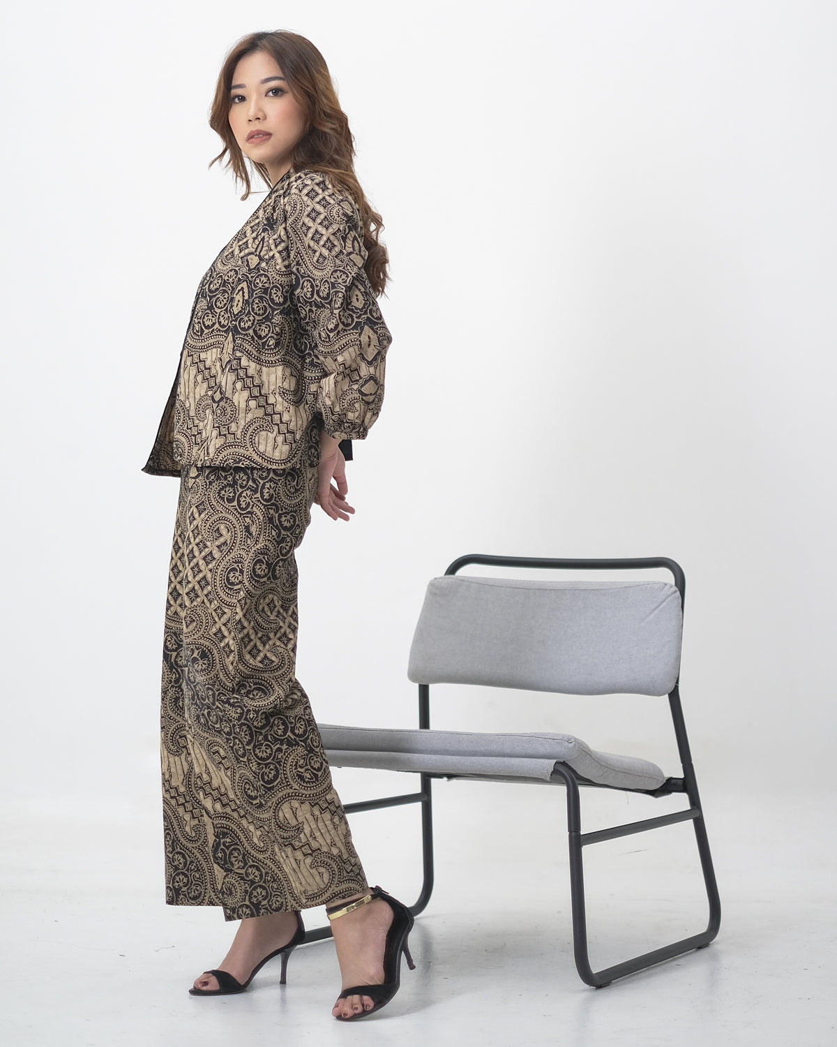 Mahija Arjanti Parang Set Brown
