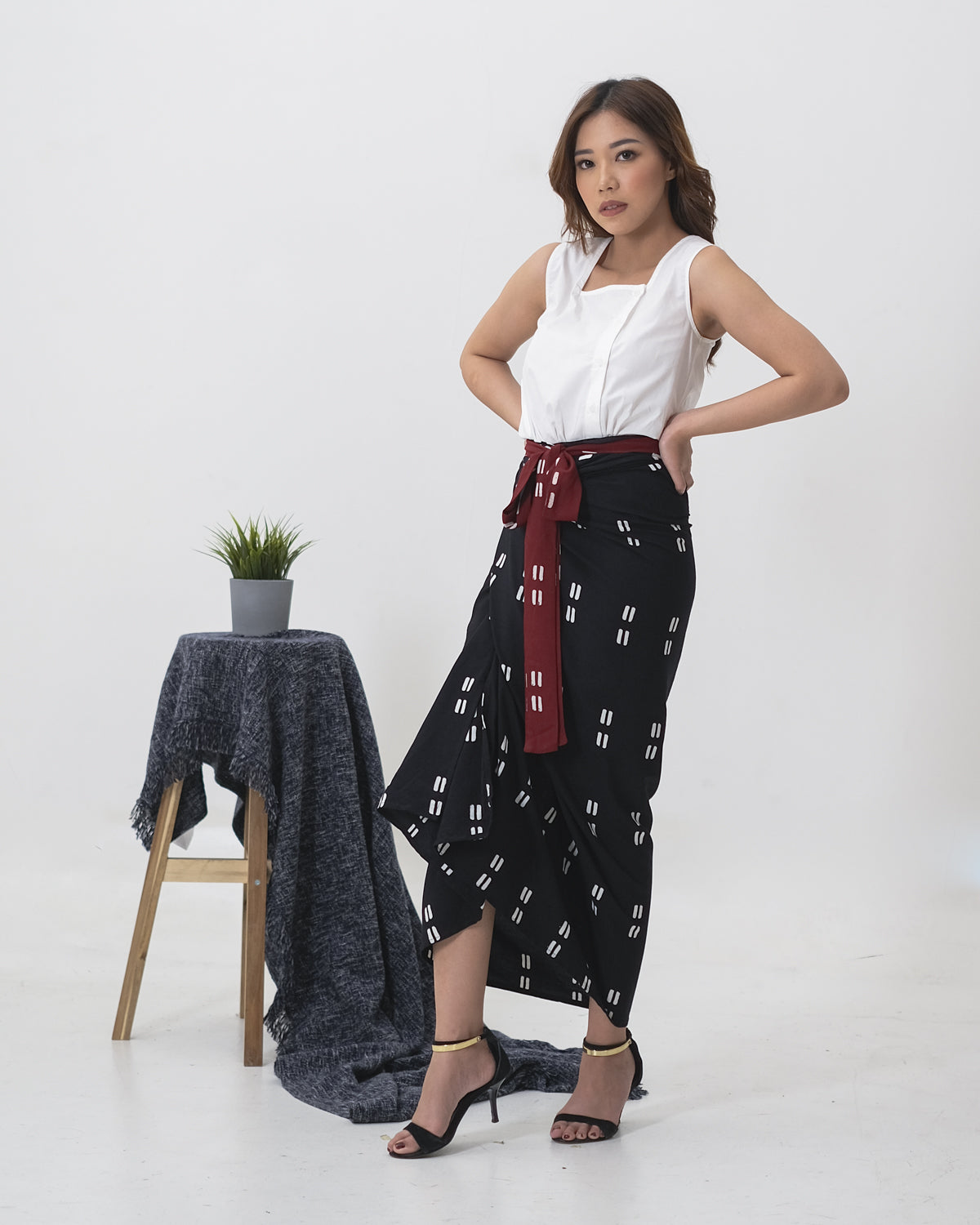 Ningta Wrap Skirt Black