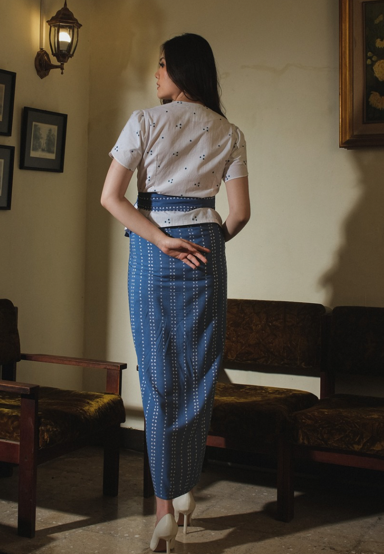 Setelan Santika Ananta Beras Blue