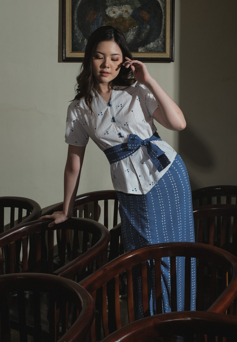 Setelan Santika Ananta Beras Blue
