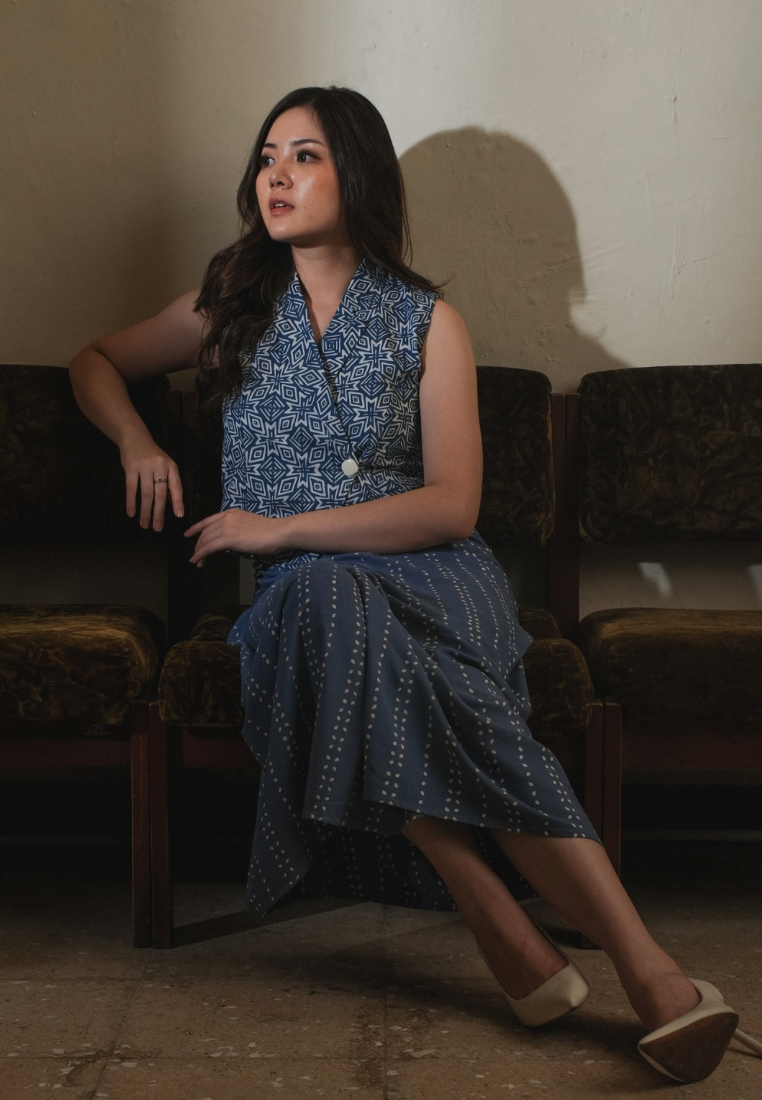 Setelan Dyana Ananta Beras Blue