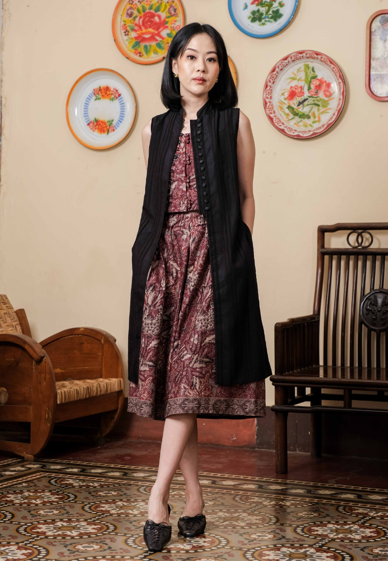 Samita Longtop Plain Kutung Black