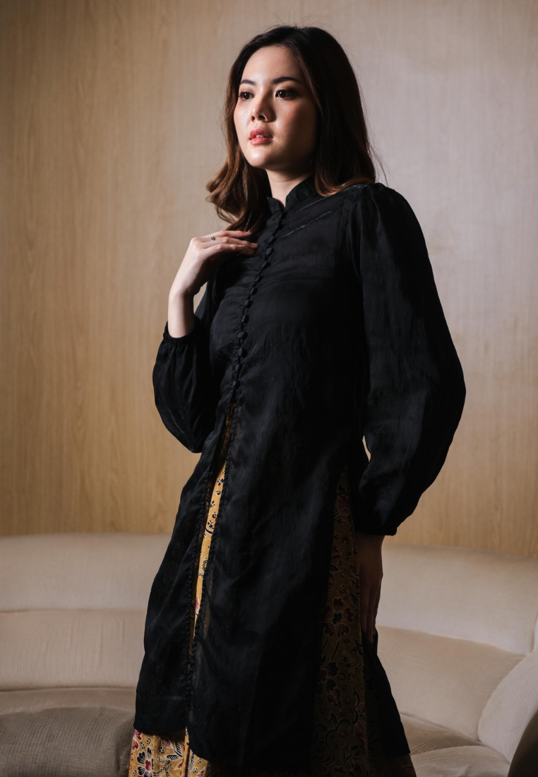 Samita Longtop Plain LS Black