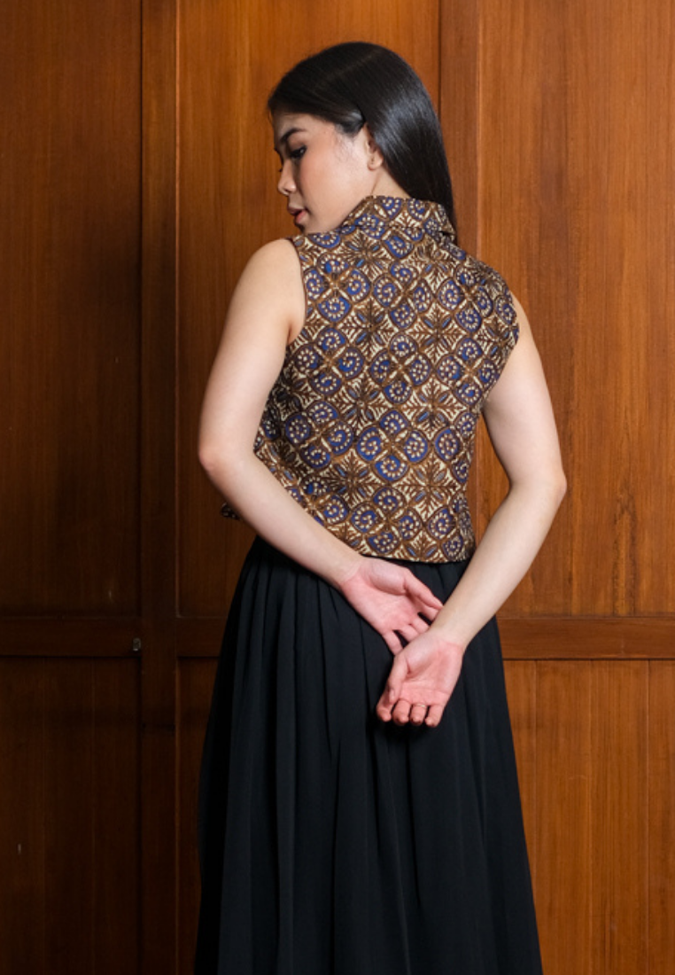 Rahmi Vest