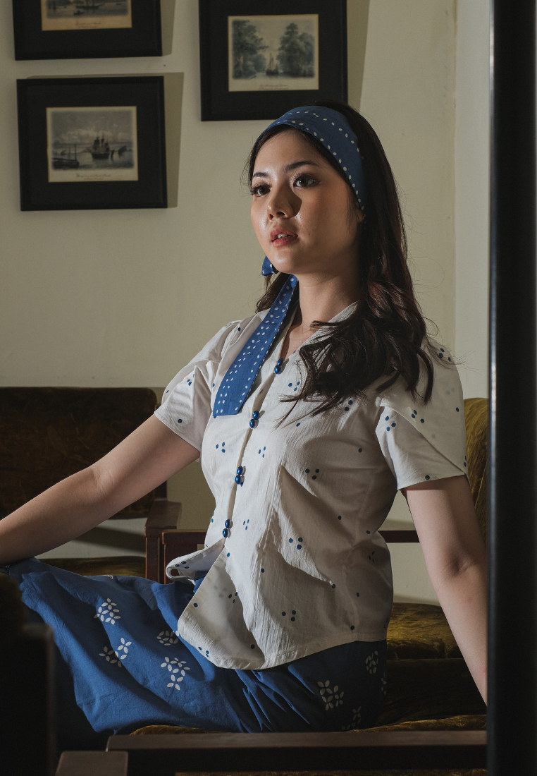 Santika Kebaya Blue