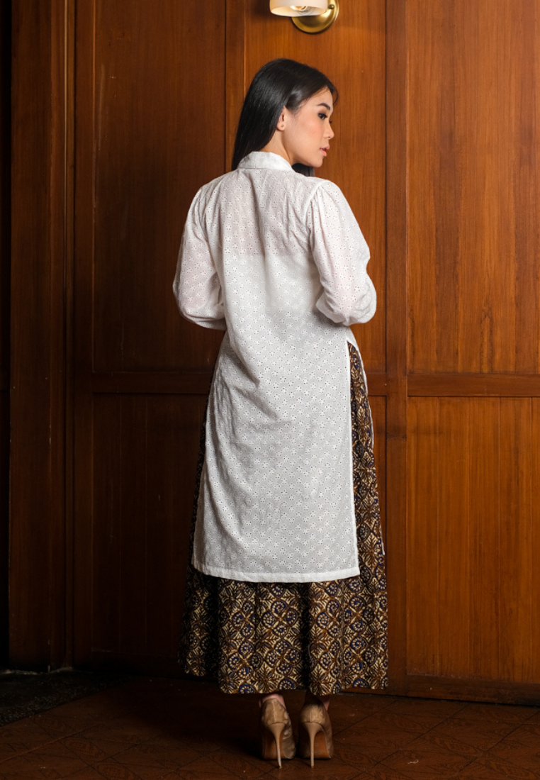Setelan Asmarin Offwhite dan Gita Maxi Brown