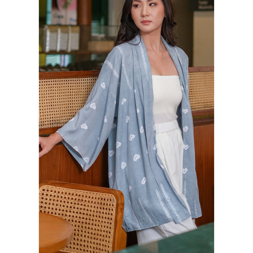 Setelan Kala Cengkeh Lightgrey dan Freya White
