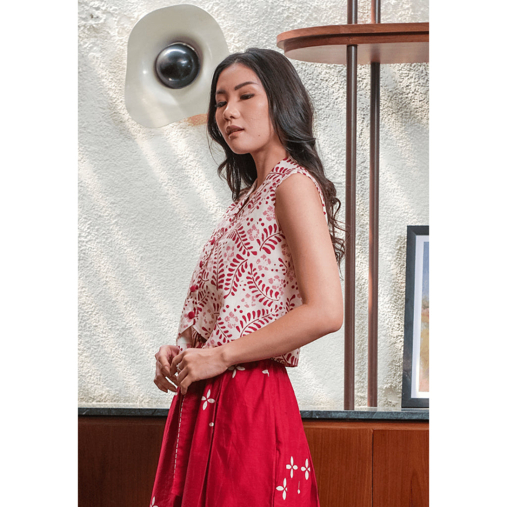 Karni Vest Red