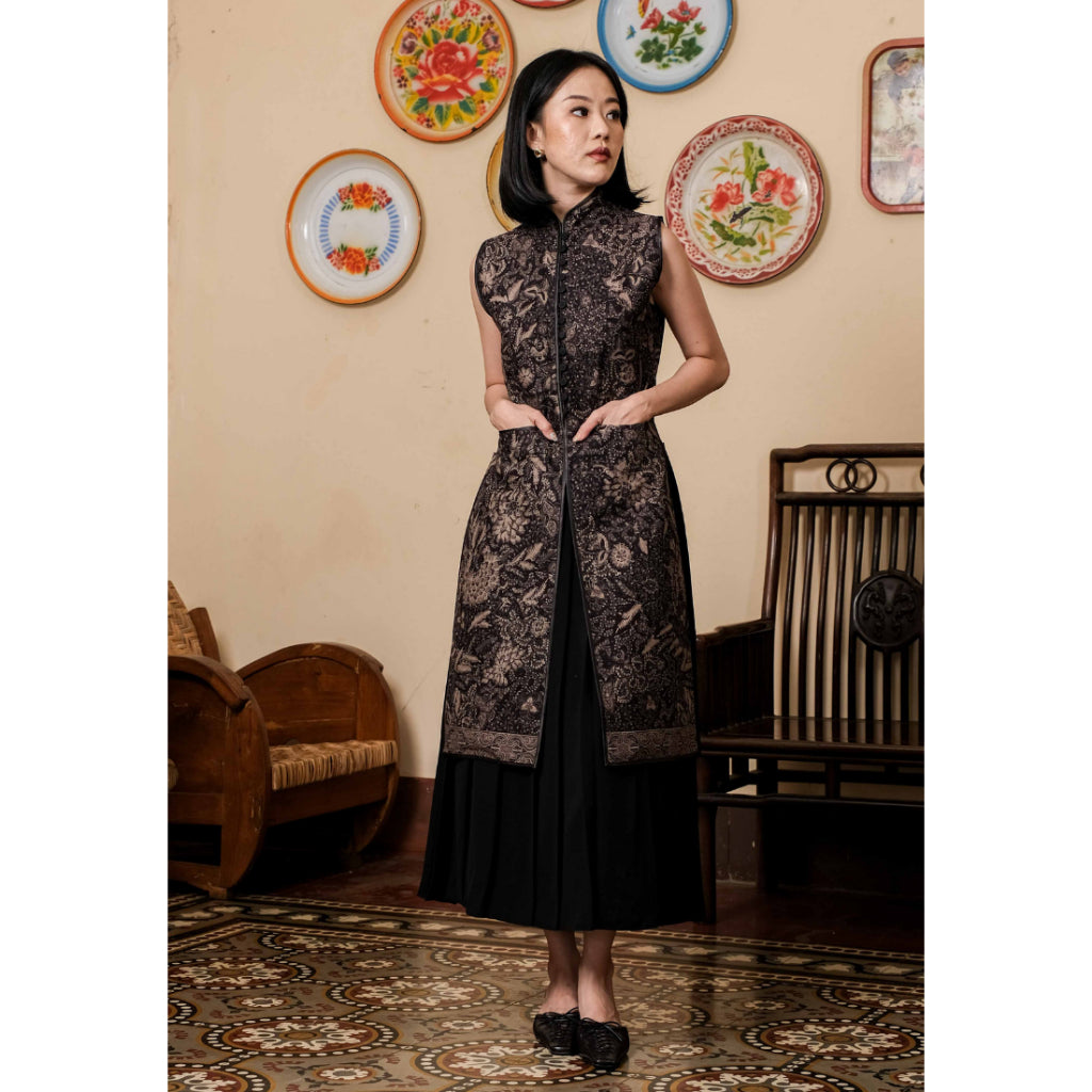 Pasangan Marma dan Samita Bunga Black
