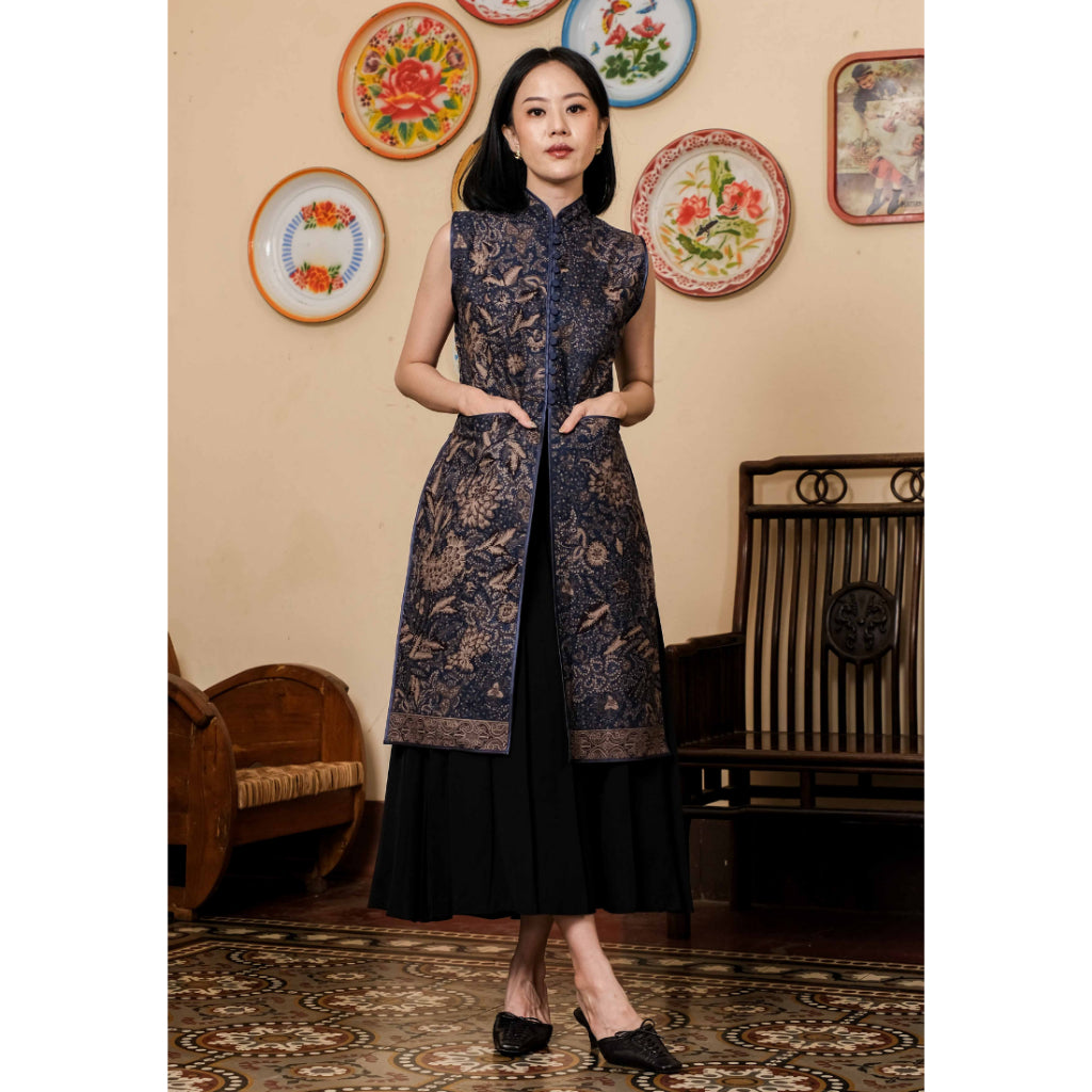 Pasangan Marma dan Samita Bunga Blue