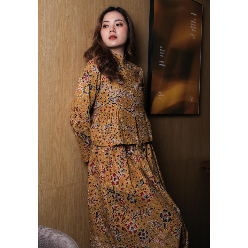 Setelan Mustika dan Gita Maxi Dot Mustard