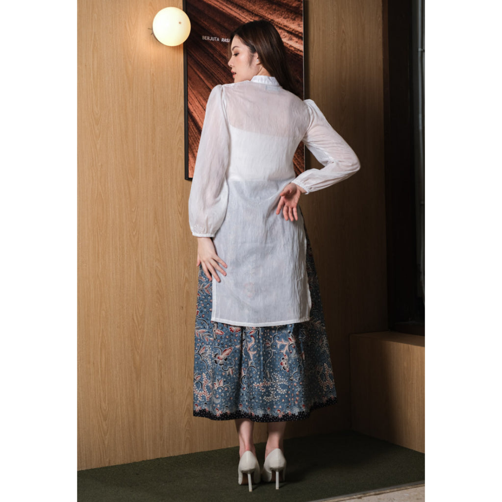 Setelan Samita Plain LS White dan Gita Maxi Dot Blue
